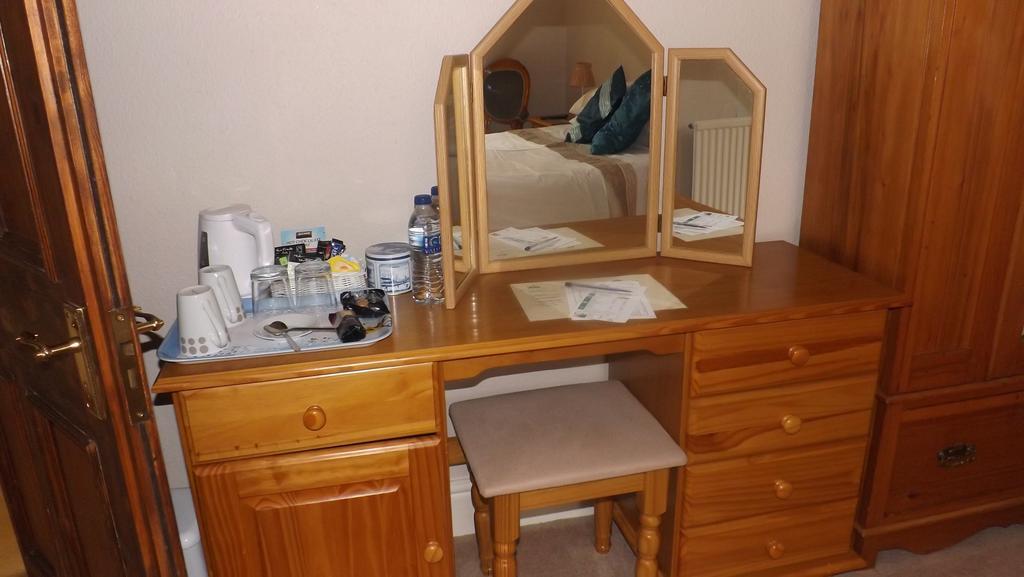מטלוק Cedar House B&B חדר תמונה