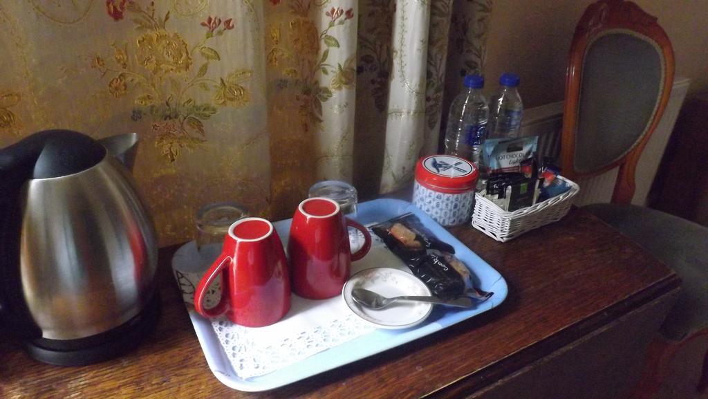 מטלוק Cedar House B&B חדר תמונה